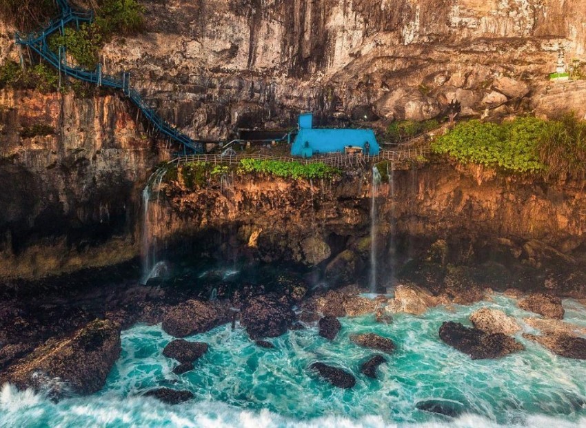 Hidden Gems Nusa Penida (Peguyangan Waterfall)