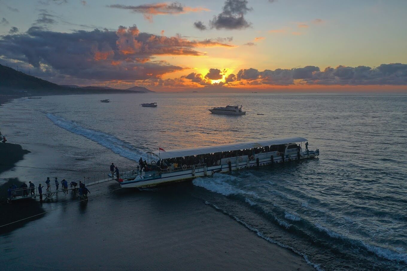 kusamba-port-bali (1)